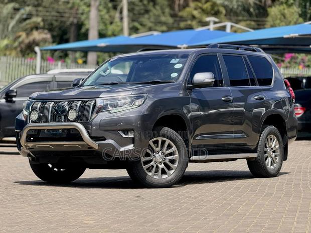 Toyota Land Cruiser Prado 3.0 190hp 2020 Gray