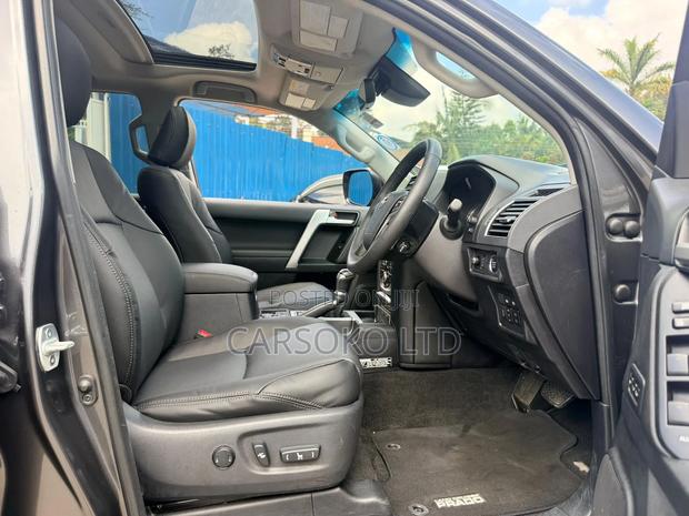Toyota Land Cruiser Prado 3.0 190hp 2020 Gray