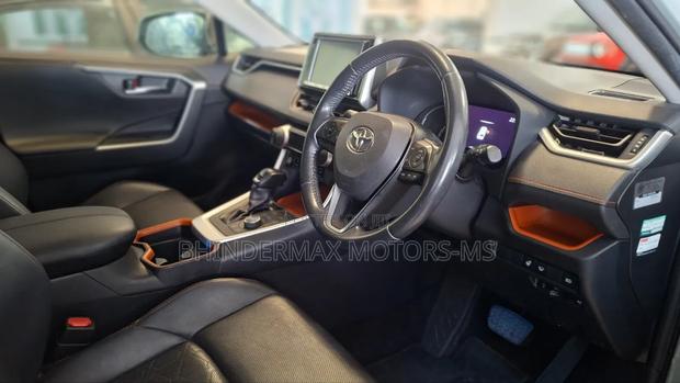 Toyota RAV4 2019