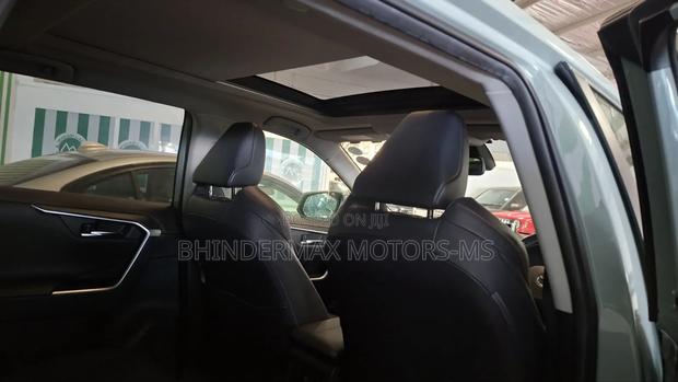 Toyota RAV4 2019