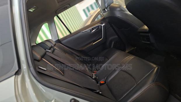 Toyota RAV4 2019