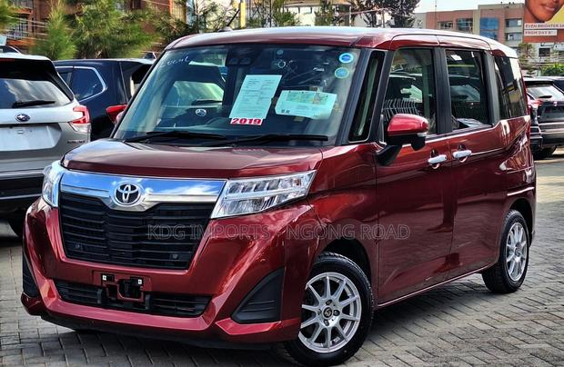 Toyota Roomy 2019