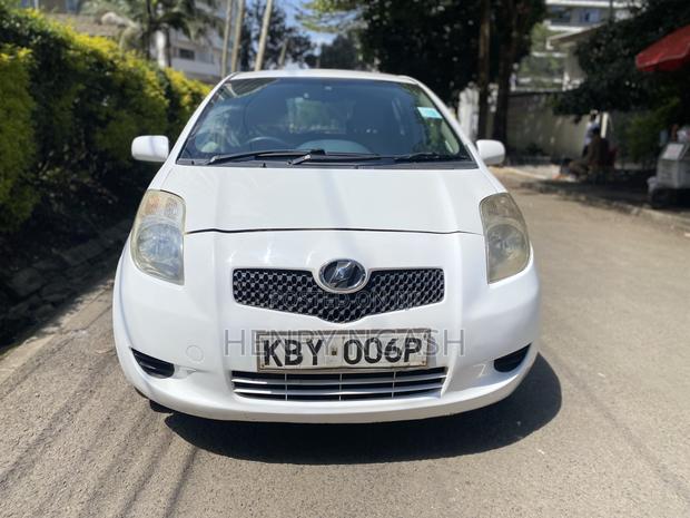 Toyota Vitz 2007 Pearl
