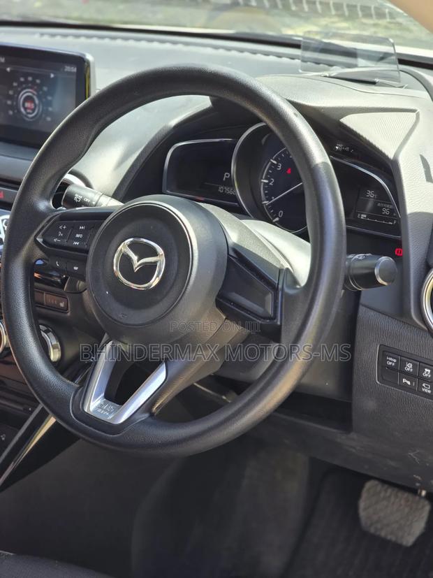 Toyota Roomy 2019 Red
