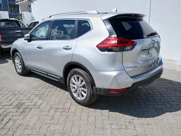 Nissan X-Trail 2.0 Hybrid AWD 2019 Silver