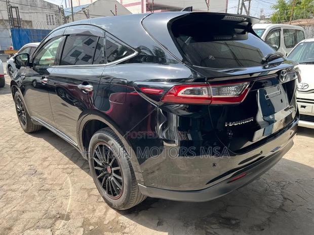 Toyota Harrier 2018 Black
