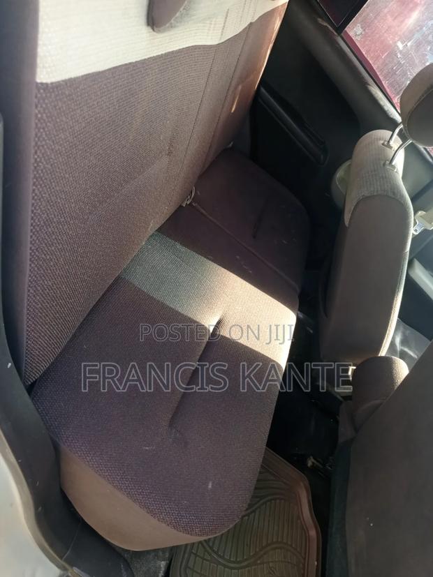 Toyota Passo 2010