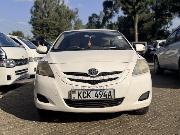 Toyota Belta 2009 White