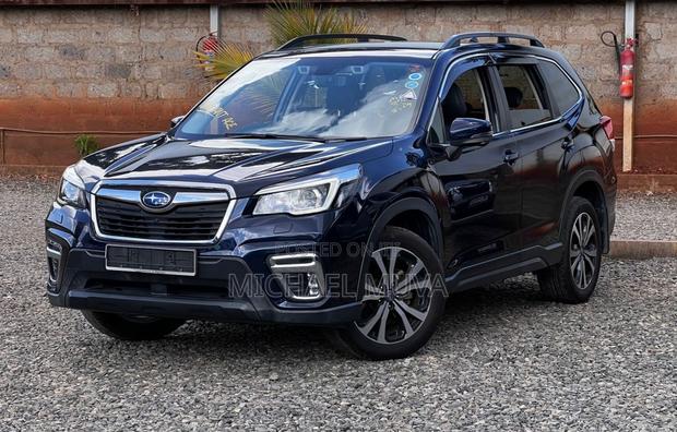 Subaru Forester Premium AWD 2019 Blue