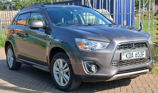 Mitsubishi RVR 2013 Brown