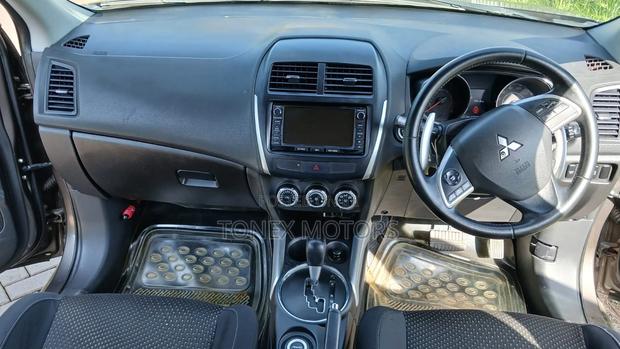 Mitsubishi RVR 2013 Brown
