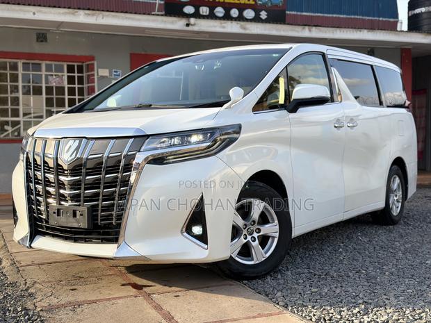 Toyota Alphard 2.5 Petrol FWD 2019 White