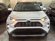 Toyota RAV4 Hybrid 2019 White for sale