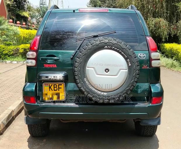 Toyota Land Cruiser Prado 2007 Green