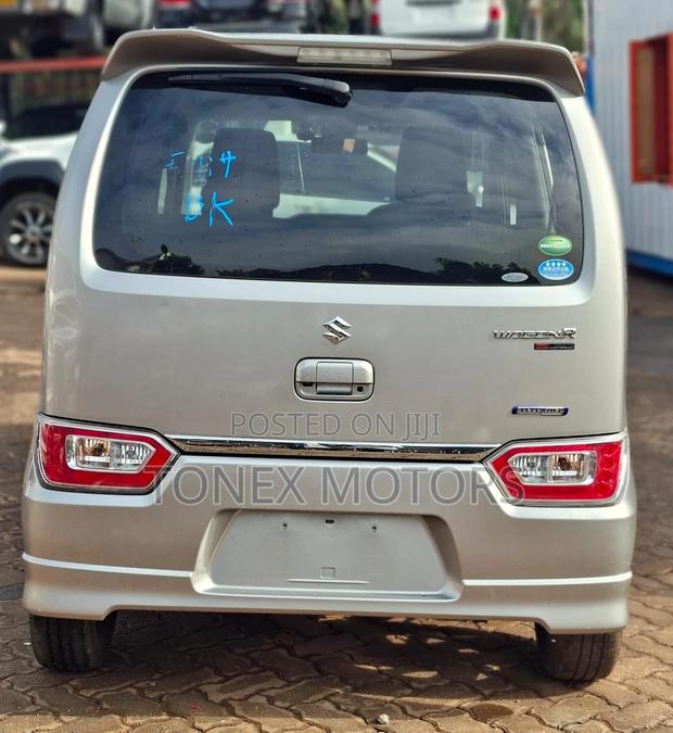 Suzuki Wagon R 660 Hybrid FWD 2019 Gray