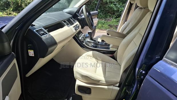 Land Rover Range Rover Sport 2011 Blue