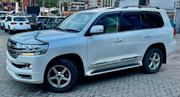 Toyota Land Cruiser 4.6 V8 ZX 2019 Pearl for sale