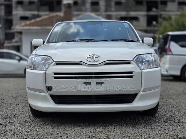 Toyota Succeed 2019 White