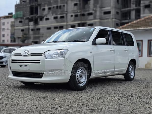 Toyota Succeed 2019 White