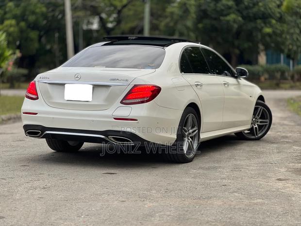 Mercedes-Benz E350e 2018 White
