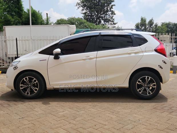 Honda Fit 2017 White