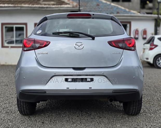 Mazda 2 2019 Silver