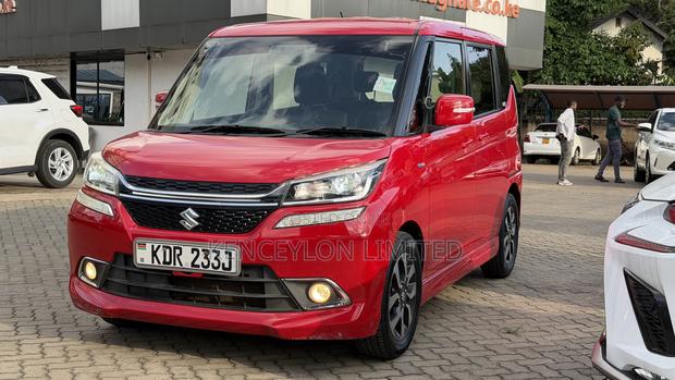 Suzuki Solio Bandit Hybrid MV 2017 Red