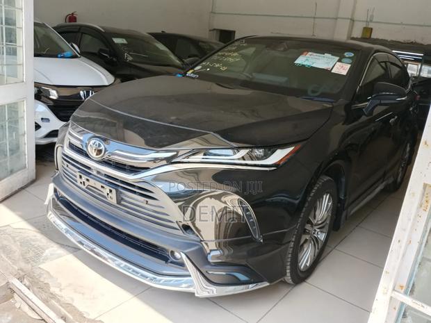 Toyota Harrier 2.0 4WD 2021 Black