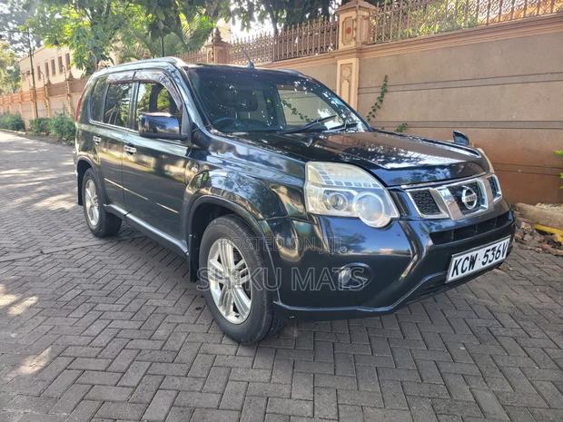 Nissan X-Trail 2012 Black