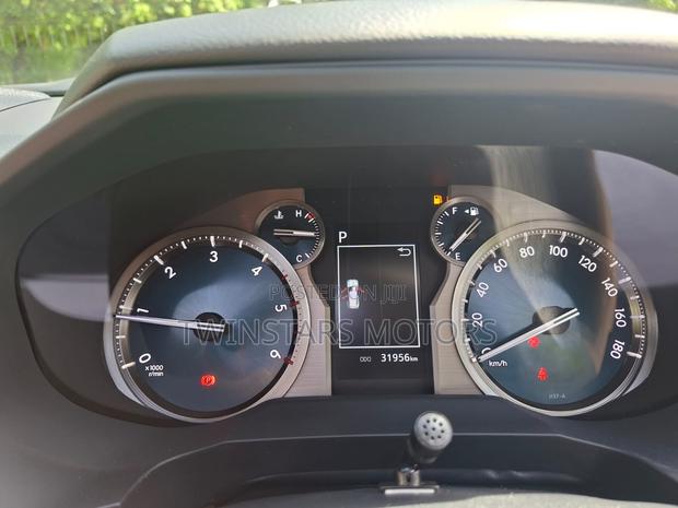 Toyota Land Cruiser Prado 2.8 2023 Black