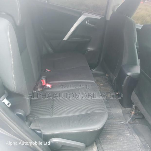Toyota RAV4 LE 4dr SUV AWD (2.5L 4cyl 6A) 2014 Gray