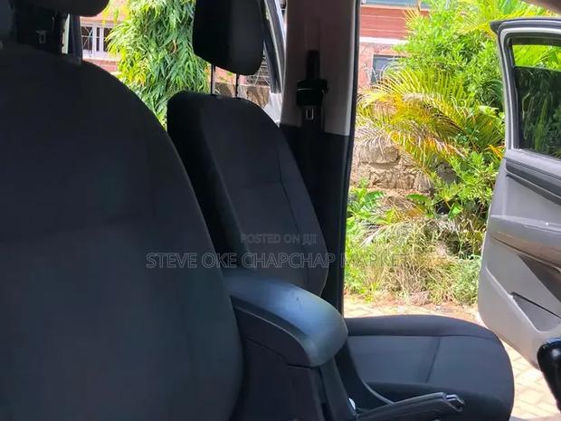 Isuzu D-MAX 2022 Silver