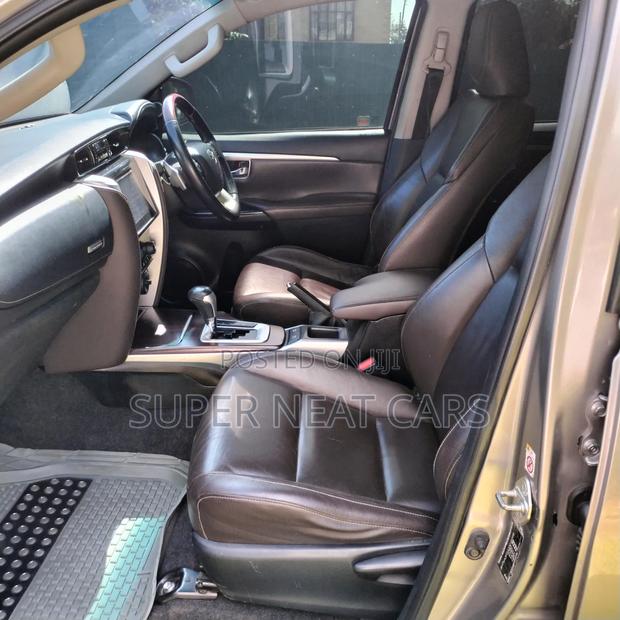 Toyota Fortuner 2.8 D AWD 2017 Brown