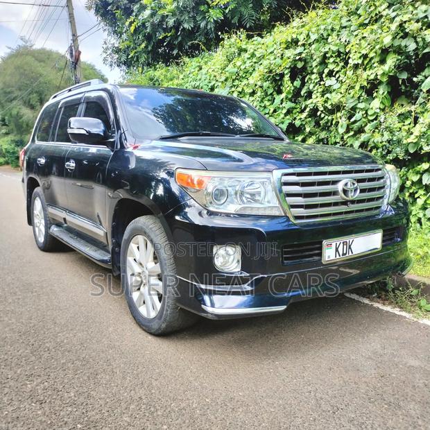 Toyota Land Cruiser 4.6 V8 ZX 2015 Black