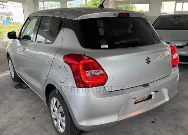 Suzuki Swift RS 2019 Silver
