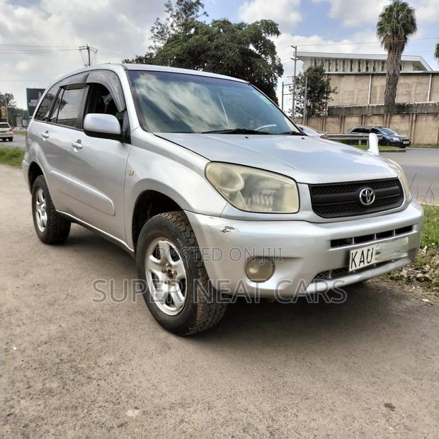 Toyota RAV4 2.0 4x4 Executive 2004 Silver