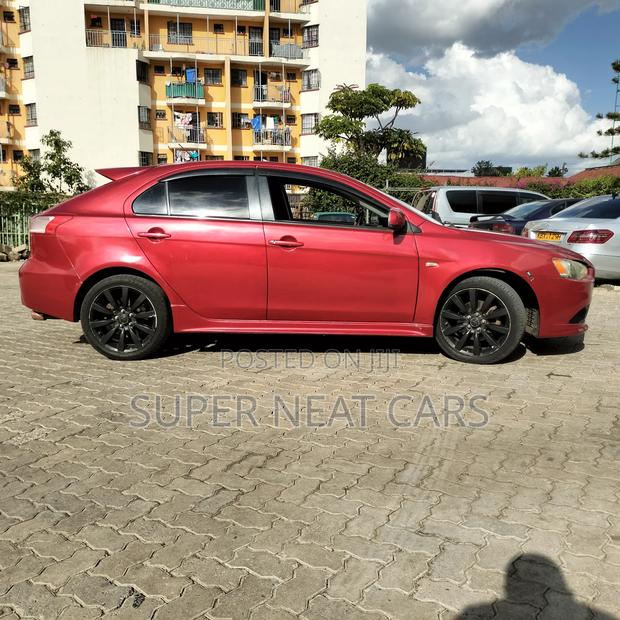 Mitsubishi Galant 2011 Red
