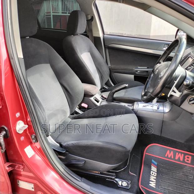 Mitsubishi Galant 2011 Red
