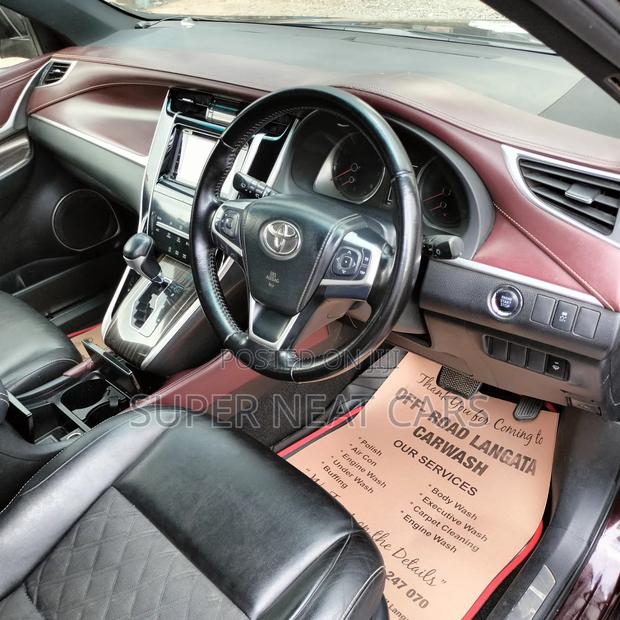 Toyota Harrier 2.0 4WD 2015 Burgundy