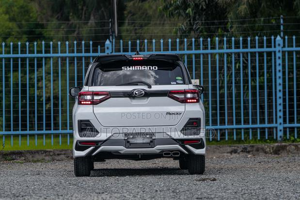 Daihatsu Rocky 2019 White