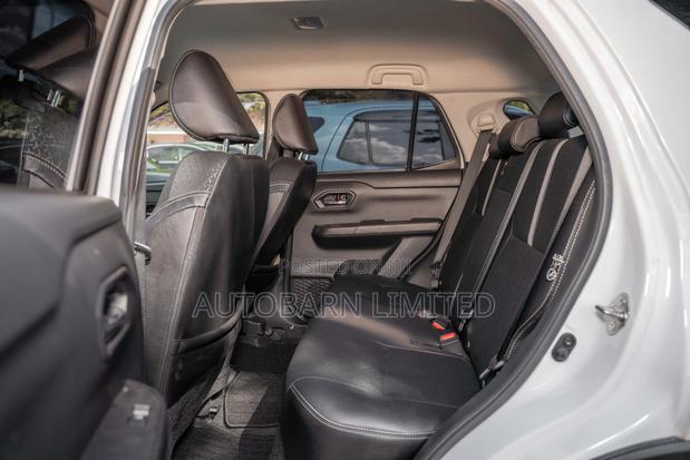 Daihatsu Rocky 2019 White