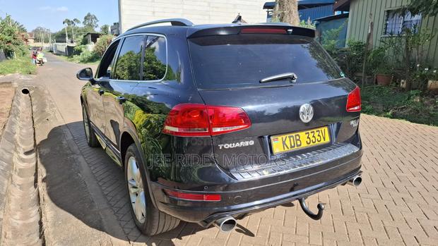 Volkswagen Touareg TDI Executive 2013 Black