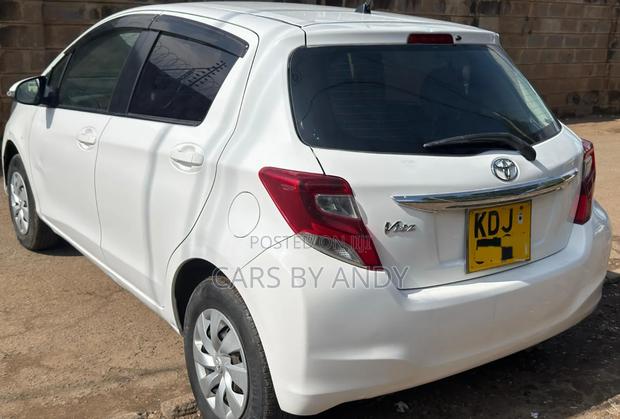 Toyota Vitz 2015 White