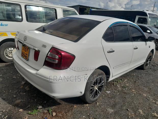 Toyota Premio 2005 White