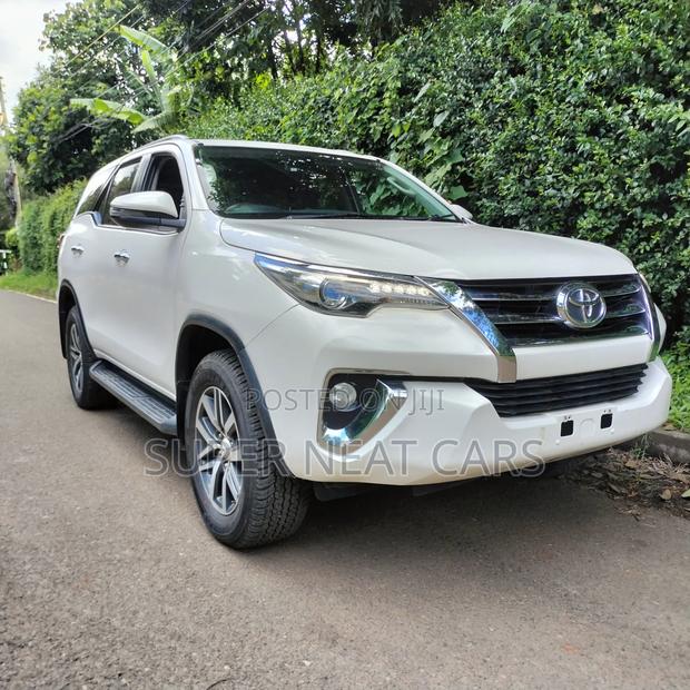 Toyota Fortuner 2.8 D AWD 2018 White