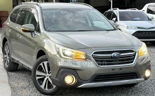 Subaru Outback 2018 Green