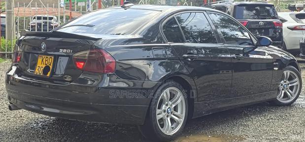 BMW 320i 2007 Black