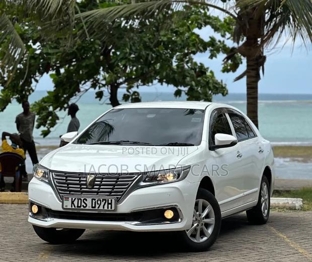 Toyota Premio 2018 White