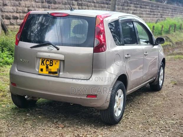 Nissan Note 2008 Brown