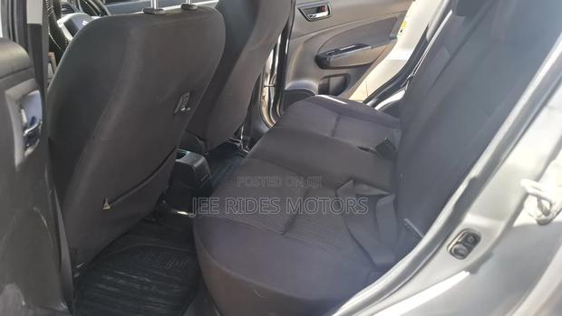 Suzuki Swift 2014 Silver